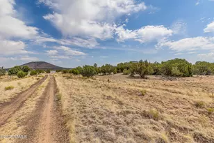 8359 North 8 Mile Boulevard, Williams, AZ 86046 - Photo 9