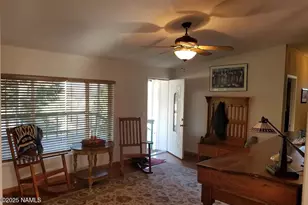 12970 Doyle Rd, Flagstaff, AZ 86004 - Photo 11