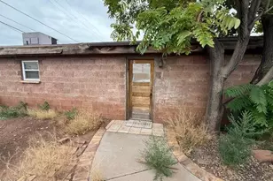 212 W 1st St, Winslow, AZ 86047 - Photo 17