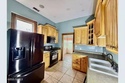 212 W First Street, Winslow, AZ 86047 - Photo 13