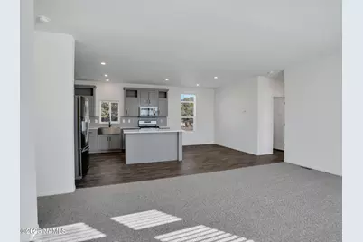 393 E Greenbriar Drive, Williams, AZ 86046 - Photo 5