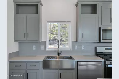 393 E Greenbriar Drive, Williams, AZ 86046 - Photo 9