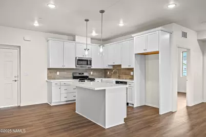 310 E Birch Avenue #305, Flagstaff, AZ 86001 - Photo 15