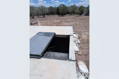 147 Camp Road, Ash Fork, AZ 86320 - Photo 23
