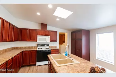 1421 S Burlington Street, Flagstaff, AZ 86001 - Photo 9