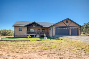 721 Ace Of Hearts, Show Low, AZ 85901 - Photo 1