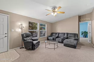 17085 Grizzly, Munds Park, AZ 86017 - Photo 5