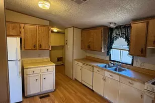 1012 W Willmae St, Winslow, AZ 86047 - Photo 5