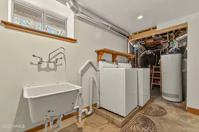 211 E Elm Avenue, Flagstaff, AZ 86001 - Photo 31