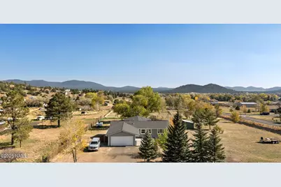 11295 Glodia Drive, Flagstaff, AZ 86004 - Photo 3