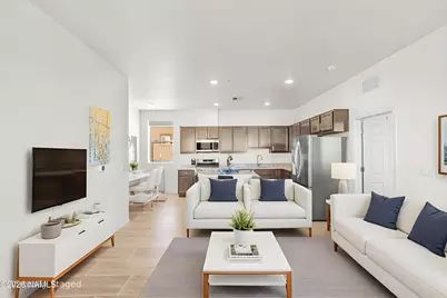 1650 E Ponderosa Parkway #110, Flagstaff, AZ 86001 - Photo 1