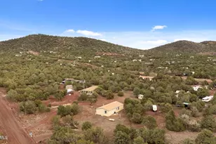 1478 W Coyote Ln, Williams, AZ 86046 - Photo 3