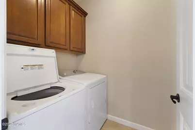 425 E Woodland Drive, Flagstaff, AZ 86001 - Photo 31