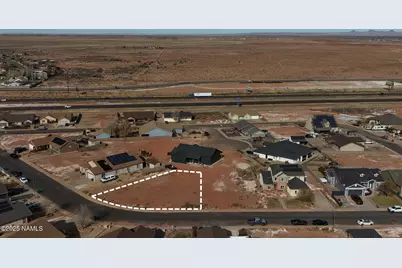 1966 Round House Drive, Winslow, AZ 86047 - Photo 7