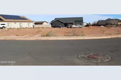 1966 Round House Drive, Winslow, AZ 86047 - Photo 21