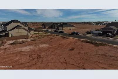 1966 Round House Drive, Winslow, AZ 86047 - Photo 3