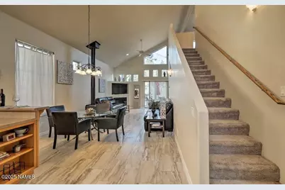 210 W Cedar Avenue, Flagstaff, AZ 86001 - Photo 9