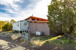 7215 Slayton Ranch Rd, Flagstaff, AZ 86004 - Photo 45