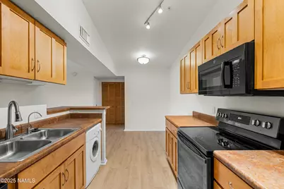 1385 W University Avenue #240, Flagstaff, AZ 86001 - Photo 9