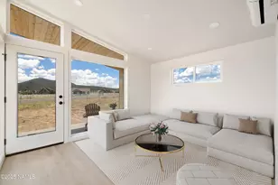 8073 Harmony Ln, Flagstaff, AZ 86001 - Photo 9