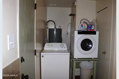 401 N Kinsley Avenue, Winslow, AZ 86047 - Photo 13