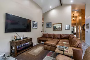 7042 E Robin Hood Rd, Williams, AZ 86046 - Photo 11