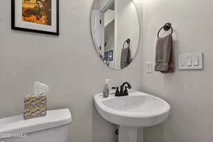 2926 S Presidio de Calabasas, Flagstaff, AZ 86001 - Photo 11
