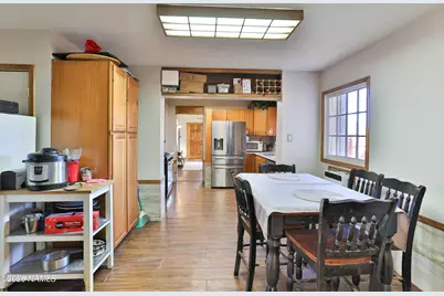 909 N Park Drive, Winslow, AZ 86047 - Photo 11