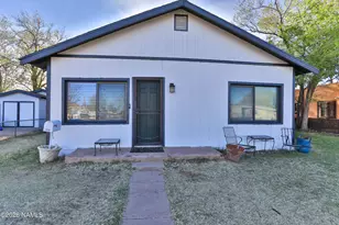 909 N Park Dr, Winslow, AZ 86047 - Photo 1