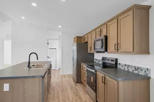 5046 N Wilshire Dr, Williams, AZ 86046 - Photo 11