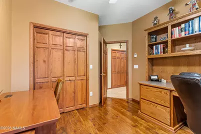 806 N Lone Oak Way, Flagstaff, AZ 86003 - Photo 35