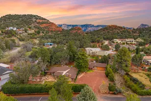 385 Rockridge Dr, Sedona, AZ 86336 - Photo 3