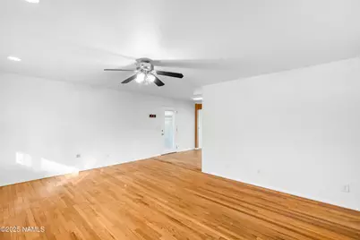 1021 W Sheridan Avenue, Williams, AZ 86046 - Photo 11