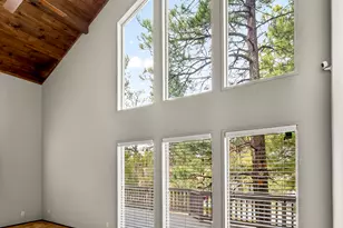 2250 E Cricket Ln, Flagstaff, AZ 86004 - Photo 5