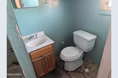 700 W Maple Street, Winslow, AZ 86047 - Photo 11