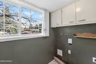 2042 N Crescent Drive, Flagstaff, AZ 86001 - Photo 9
