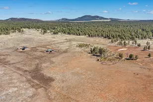 17622 Crowley Trl, Flagstaff, AZ 86001 - Photo 9
