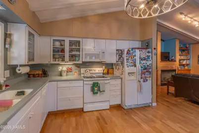 2780 Chaco Trail, Flagstaff, AZ 86005 - Photo 29