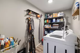 7749 Moonbeam Dr, Flagstaff, AZ 86004 - Photo 17