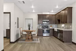 207 S Beaver St, Flagstaff, AZ 86001 - Photo 3
