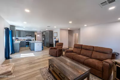 515 W Aspinwall Street, Winslow, AZ 86047 - Photo 3