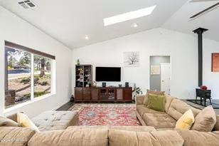 24 E Tranquil Ln, Flagstaff, AZ 86005 - Photo 9