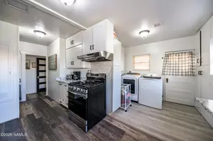 901 N Warren Ave, Winslow, AZ 86047 - Photo 15