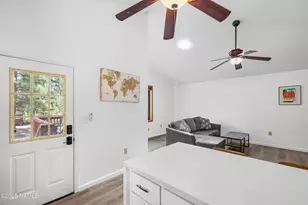 595 Cherokee, Flagstaff, AZ 86005 - Photo 9