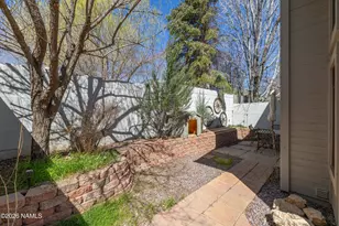 4150 E Spring Meadows Cir, Flagstaff, AZ 86004 - Photo 5