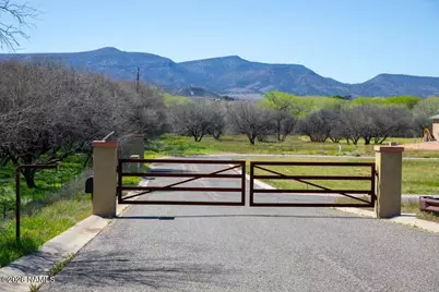 1097 E Amber Way, Camp Verde, AZ 86322 - Photo 3