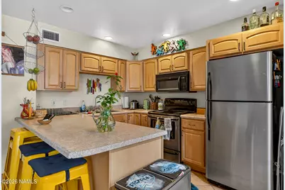 814 W Summit Avenue, Flagstaff, AZ 86001 - Photo 13