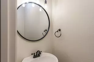 585 N Moriah Dr, Flagstaff, AZ 86001 - Photo 9