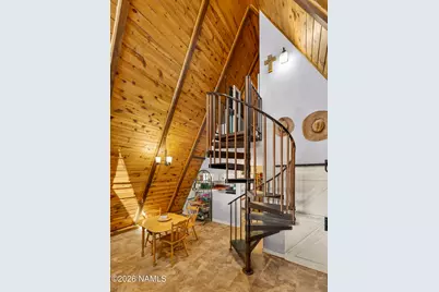 552 W Mountain View Street, Winslow, AZ 86047 - Photo 17