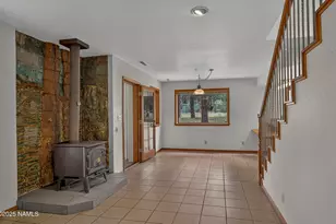 211 S Beech Dr, Flagstaff, AZ 86004 - Photo 3